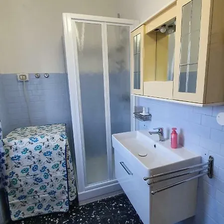Interno 16 Bracciano (Rome)